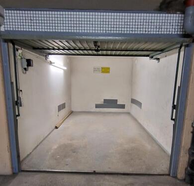 Foto - Garage zu vermieten - 120,00&nbsp;EUR Miete,