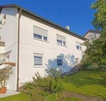 Freistehendes Mehrfamilienhaus in aussichtsreicher Lage - Ottenbach