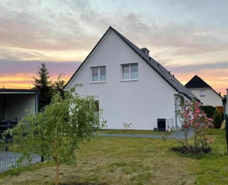 Foto - Gepflegte Doppelhaushälfte mit 3,5 Zimmern und Carport in Celle