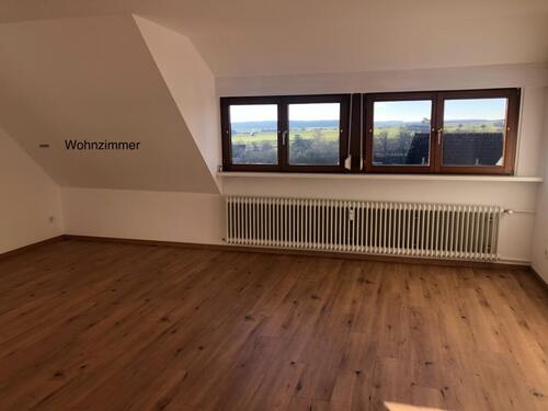 Foto - 3 Zimmer DG Wohnung in 2 FMH Leo-Gebersheim