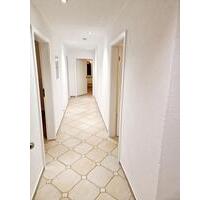 Wohnung: hell, geräumig, frisch renoviert, Tageslichtbad, 98 qm - Hemer