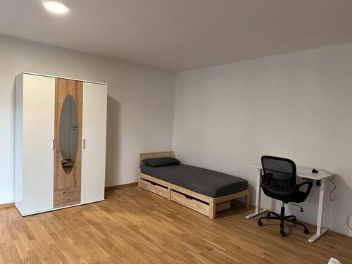 Foto - Möblert Privatzimmer Mit Terrasse in 4er-WG im Muggenhof