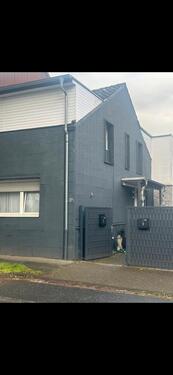 Foto - Haus in Dinslaken-Bruch Terrassen Garage Modern