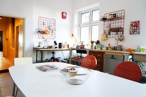 Foto - Arbeitsplätze_Coworking_Schreibtisch_Atelier_BüroRaum_Studio