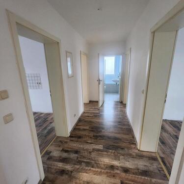 Foto - Helle 3-Zimmer-Wohnung mit Balkon, 61 m², Dürwiß – gute Anbindung