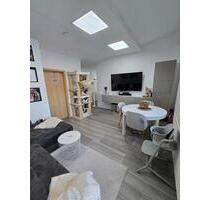 2,5-Zi.-DG-Wohnung mit Balkon, Stellplatz & Marquardt-Küche - Waiblingen