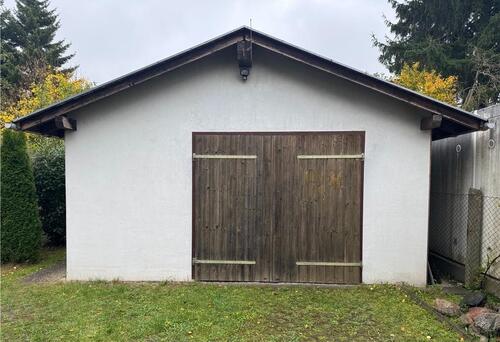 Foto - Besonderer Winterstellplatz für Motorrad Roller Garage Stellplatz