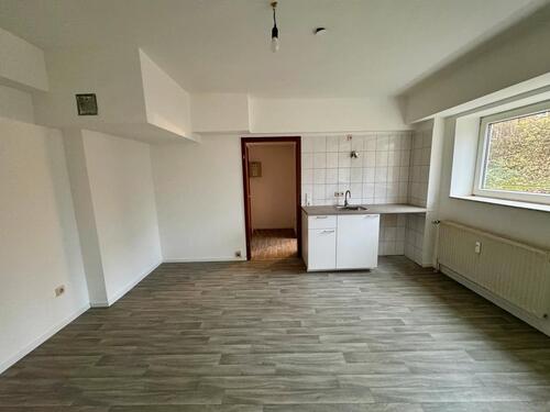 Foto - 1ZKB Apartment Wohnung neue Einbauküche Souterrain