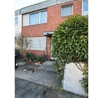 Familienhaus Reihenhaus zu vermieten - Köln Nippes