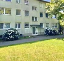Frisch sanierte 4 Zimmer Wohnung in Krefeld - gerne auch Jobcenter