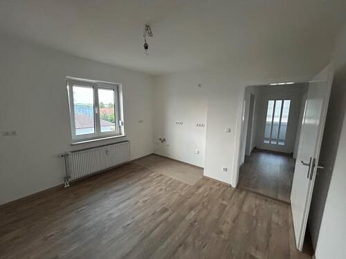 Foto - 4-Zimmerwohnung mit Garten, Balkon und Garage