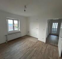 4-Zimmerwohnung mit Garten, Balkon und Garage - Schierling