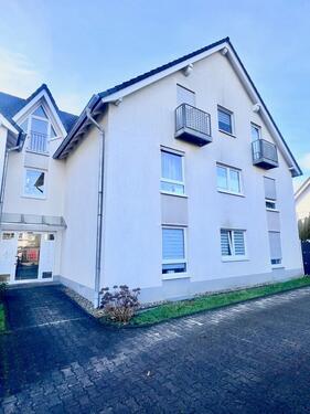 Foto - Tolle 2-Zi.-Wohnung mit Balkon, TG-Stellplatz, Dusche und Wanne