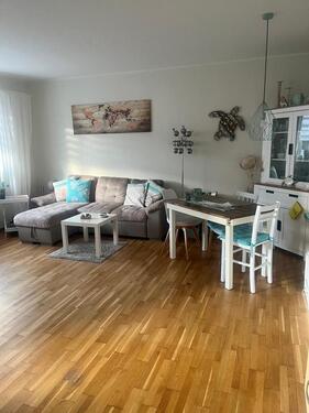 Foto - Schöne 2-Zimmer-Wohnung mit Balkon, Aufzug und TG-Stellplatz i