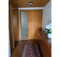 Einliegerwohnung zu vermieten - 650,00&nbsp;EUR Kaltmiete, ca.&nbsp; 62,00&nbsp;m&sup2; in Reutlingen (PLZ: 72764)