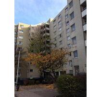 Großzügig geschnittene Wohnung im Herzen von Bonn-Tannenbusch – frisch saniert und bald bezugsbereit