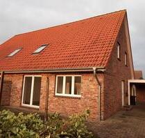 Doppelhaushälfte Wohnung Haus mit Garten und Carport - Niebüll