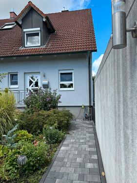 Foto - 6 Zimmer Reihenhaus zum Kaufen in Roßtal