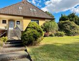 Foto - Großzügiges Einfamilienhaus in direkter Lage am Feld Wald!