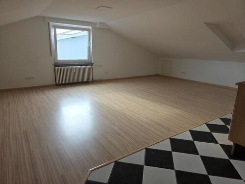 Foto - 1 Zimmer Dachgeschoßwohnung in Singen (Hohentwiel)