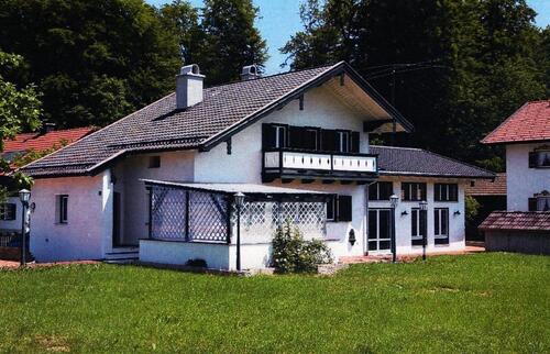 Foto - Haus mit Garten in Siegsdorf - 650.000,00&nbsp;EUR Kaufpreis, ca.&nbsp; 200,00&nbsp;m&sup2;