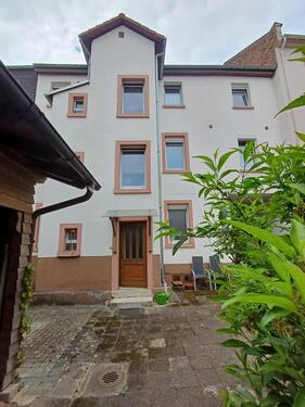 Foto - MFH oder Einfamilienhaus mit ELW, zentral aber ruhig