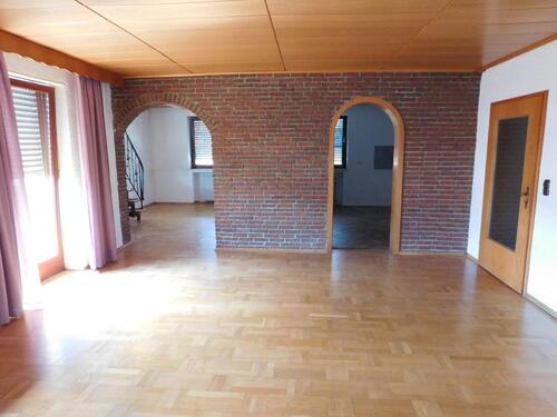 Foto - 10 Zimmer Mehrfamilienhaus, Wohnhaus zum Kaufen in Langweid am Lech