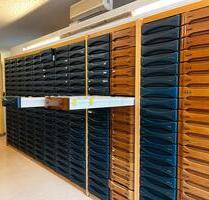 Apotheke - Apothekeneinrichtung- Arzneimittelschrank - Mudersbach
