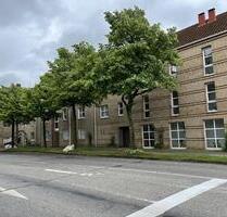 Für Liebhaber! Zwei Zimmer Wohnung im Souterrain frei! Nur mit WBS! - Itzehoe