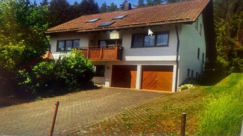 Foto - Großzügiges Haus in traumhafter Aussichtslage