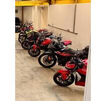 Stellplatz für Motorräder beheizt & sicher (Abholservice möglich) - Stuttgart Lehen