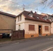 Einfamilienhaus - 99.000,00&nbsp;EUR Kaufpreis, ca.&nbsp; 80,00&nbsp;m&sup2; in Hargesheim (PLZ: 55595)