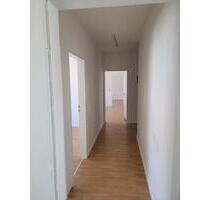 Schöne 4-Zimmer-Wohnung in 42277 Wuppertal