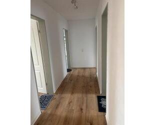 Renovierte 4 Zimmer Wohnung in WHV Bant Maadebogen - Wilhelmshaven