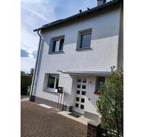 Modernisiertes Einfamilienhaus in Rodgau Nieder-Roden von privat