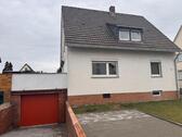 Foto - Oberursel-Weißkirchen: 2-Familienhaus mit ELW, Garage und Garten