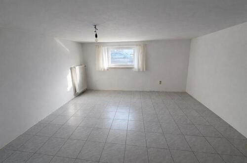 Foto - Hobbyraum zu vermieten - 500,00&nbsp;EUR Kaltmiete, ca.&nbsp; 40,00&nbsp;m&sup2;