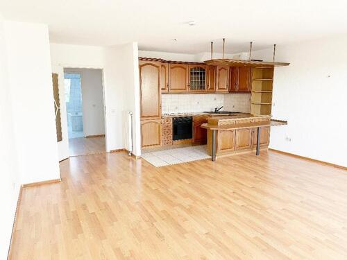 Foto - ***HELLE MAISONETTEWOHNUNG MIT BALKON*** individuellem Grundriss und Dachschrägen – Wohncharakter mit Flair in Riesa