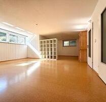 Helles Loft (100 m²) mit Einbauküche & sehr niedrigen Nebenkosten - Günzburg