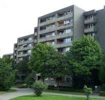 Demnächst frei! famiienfreundliche 4-Zimmer-Wohnung mit Balkon in MG Schmölderpark-WBS erforderlich - Mönchengladbach Süd
