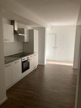 Foto - Helle 2-ZKB zentral in HEF mit Aufzug und EBK