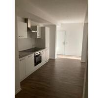 Helle 2-ZKB zentral in HEF mit Aufzug und EBK - Bad Hersfeld