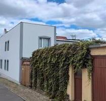 Von Privat Mehrfamilienhaus zu verkaufen - Magdeburg Beyendorf-Sohlen