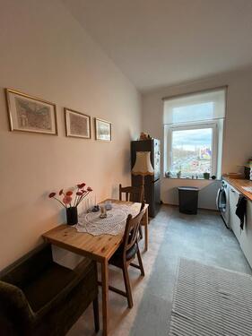 Foto - Helle Altbauwohnung für junges Pärchen in Düsseldorf-Lörick