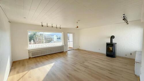 Foto - Einfamilienhaus mit Garten & Garage in Sinn – ideal für Familien