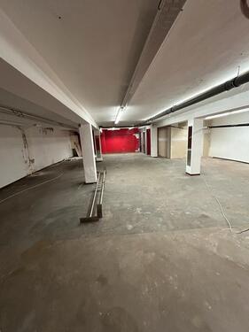 Foto - Lagerraum (140 qm) neben ehem.Karstadt Breite Straße