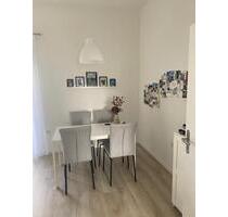 Charmante helle 3-ZKB mit Balkon im Altbau in guter Lage - Arnsberg Obereimer