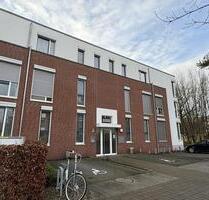 Moderne 4 ZKB Penthouse Wohnung in Nähe des Flötenteichs ab dem 01.04.2026 zu vermieten! - Oldenburg Etzhorn