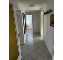 3-Zimmer-Dachgeschosswohnung in ruhiger Lage von Gundelfingen