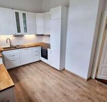 Modernisierte Wohnung mit Garage und hochwertiger Küche zentral in Varel!